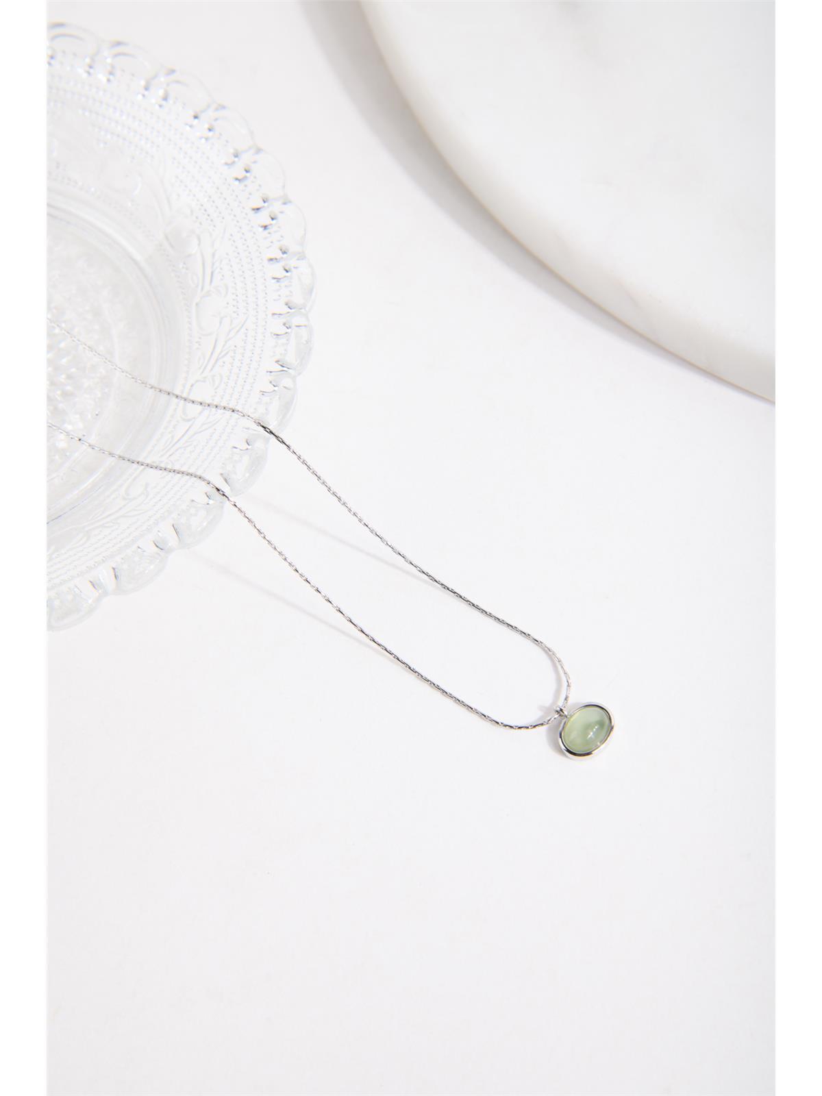 Kette mit Stein