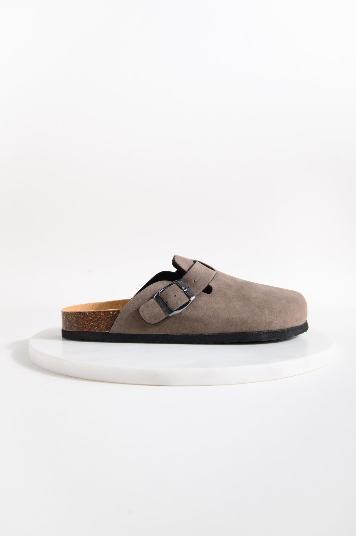 Schuh in Beige
