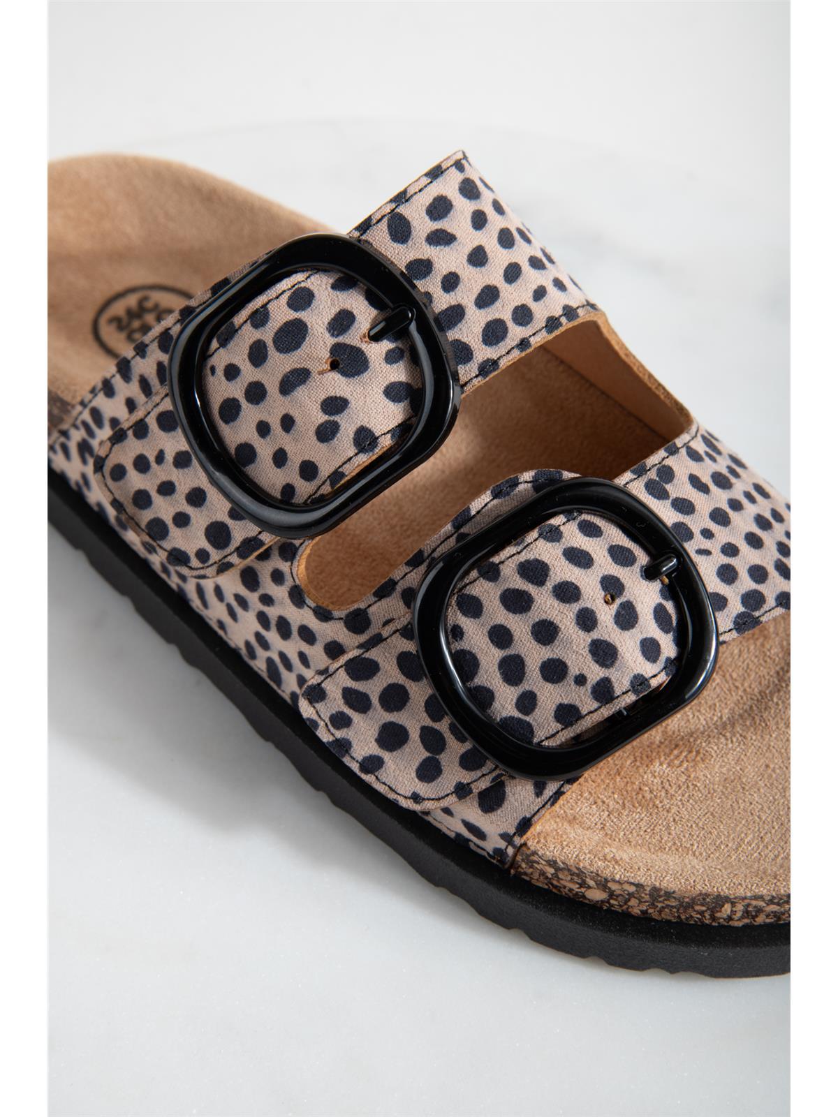 Schuh gemustert