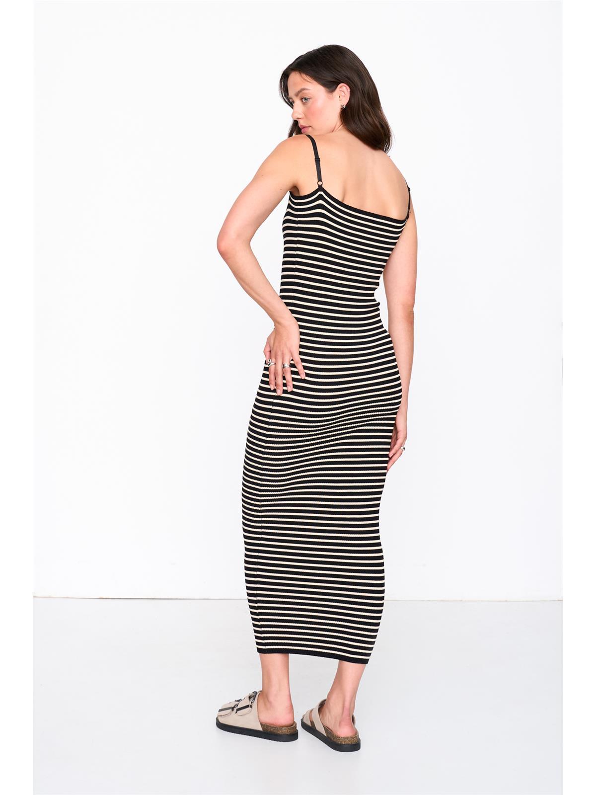 Kleid gestreift