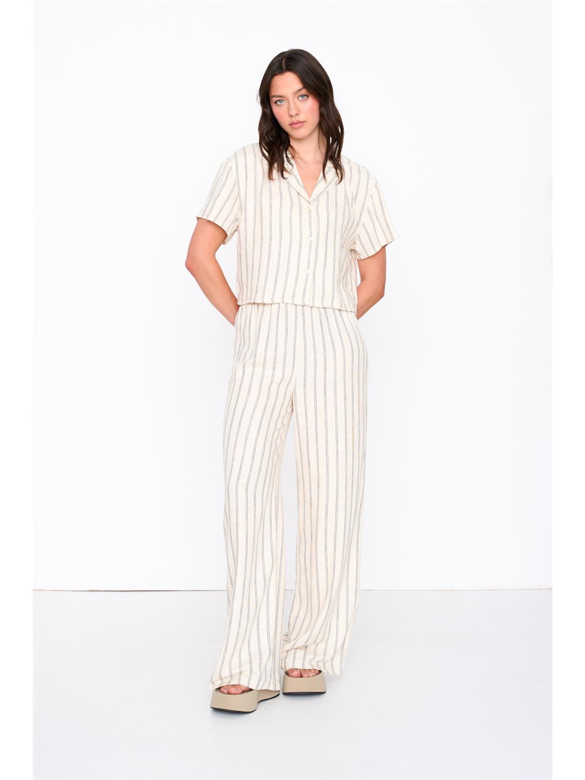 Bluse aus Viskose-Leinen-Mix