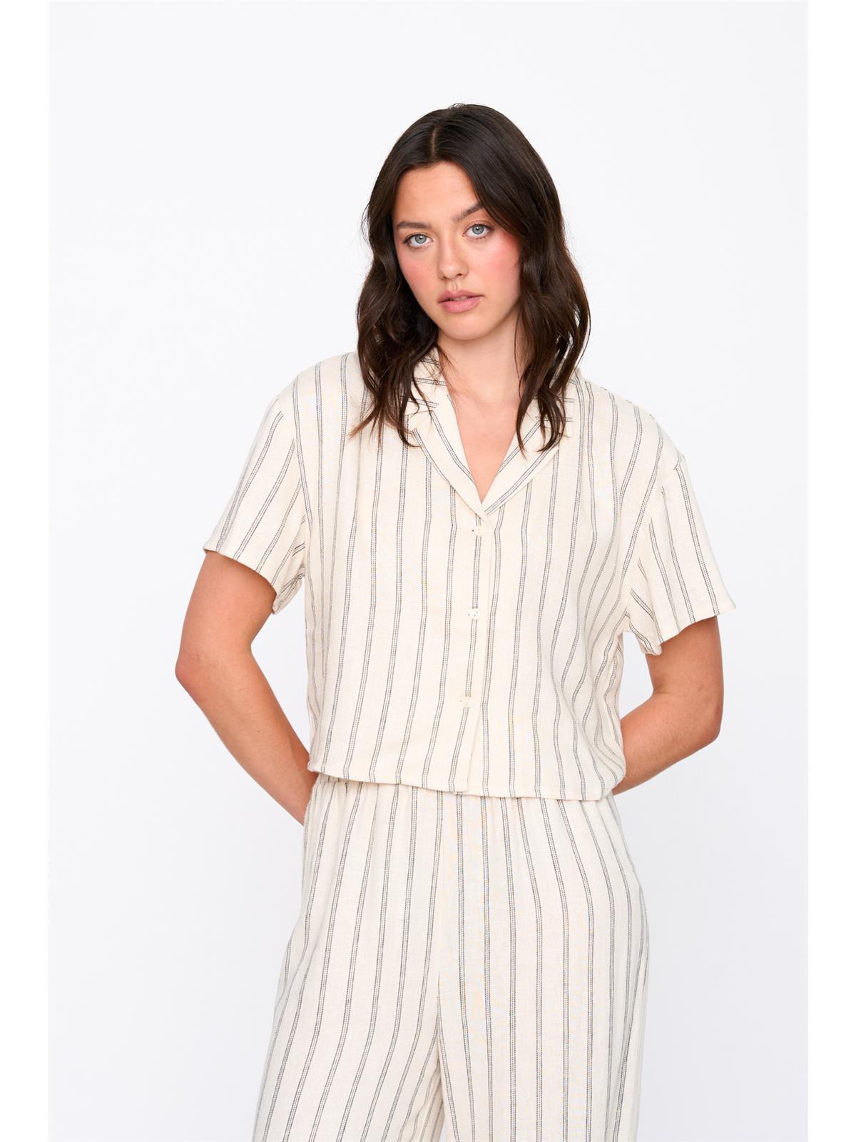 Bluse aus Viskose-Leinen-Mix
