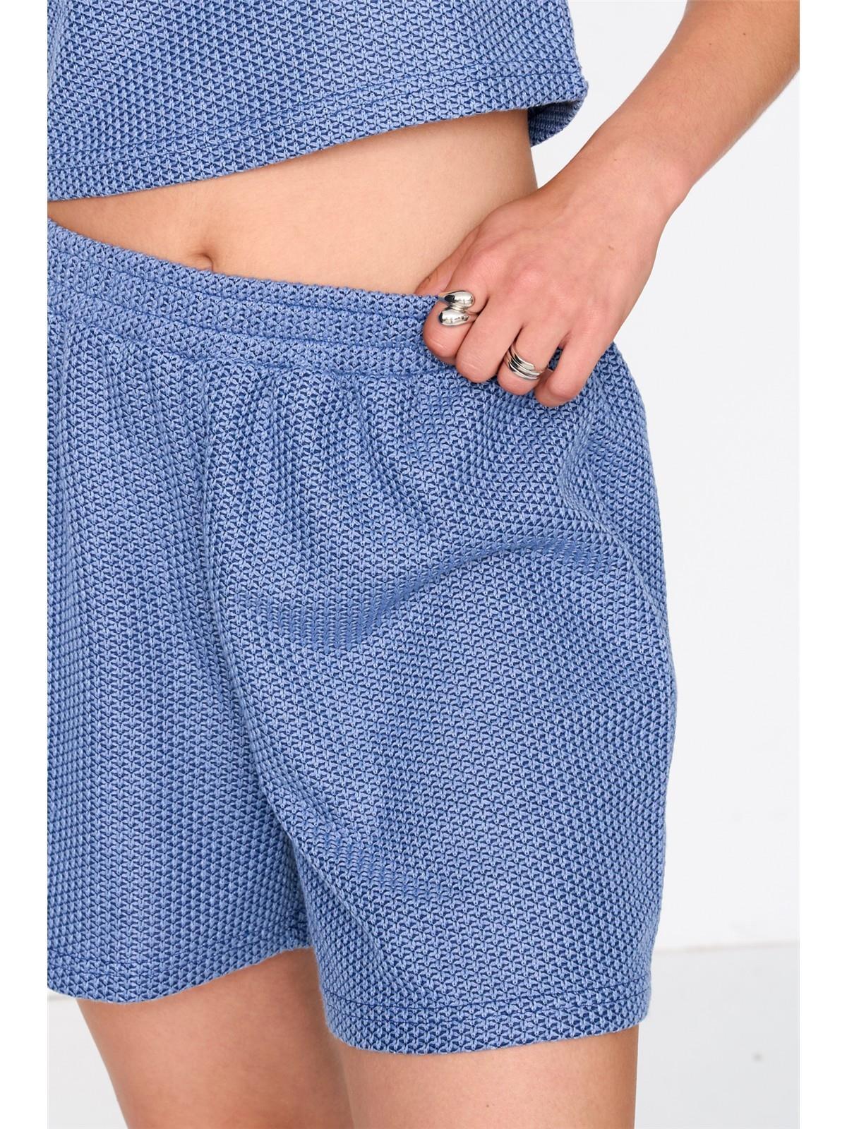 Shorts in Blau