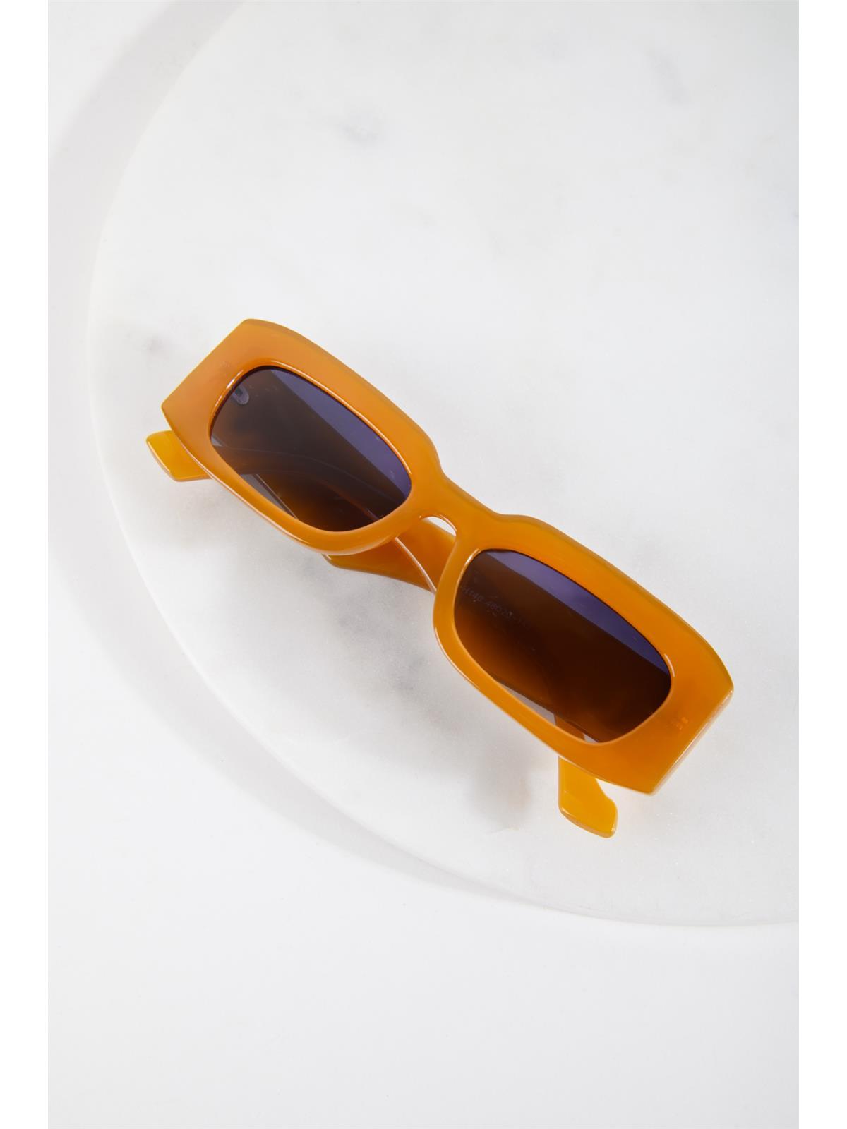 Sonnenbrille in Braun