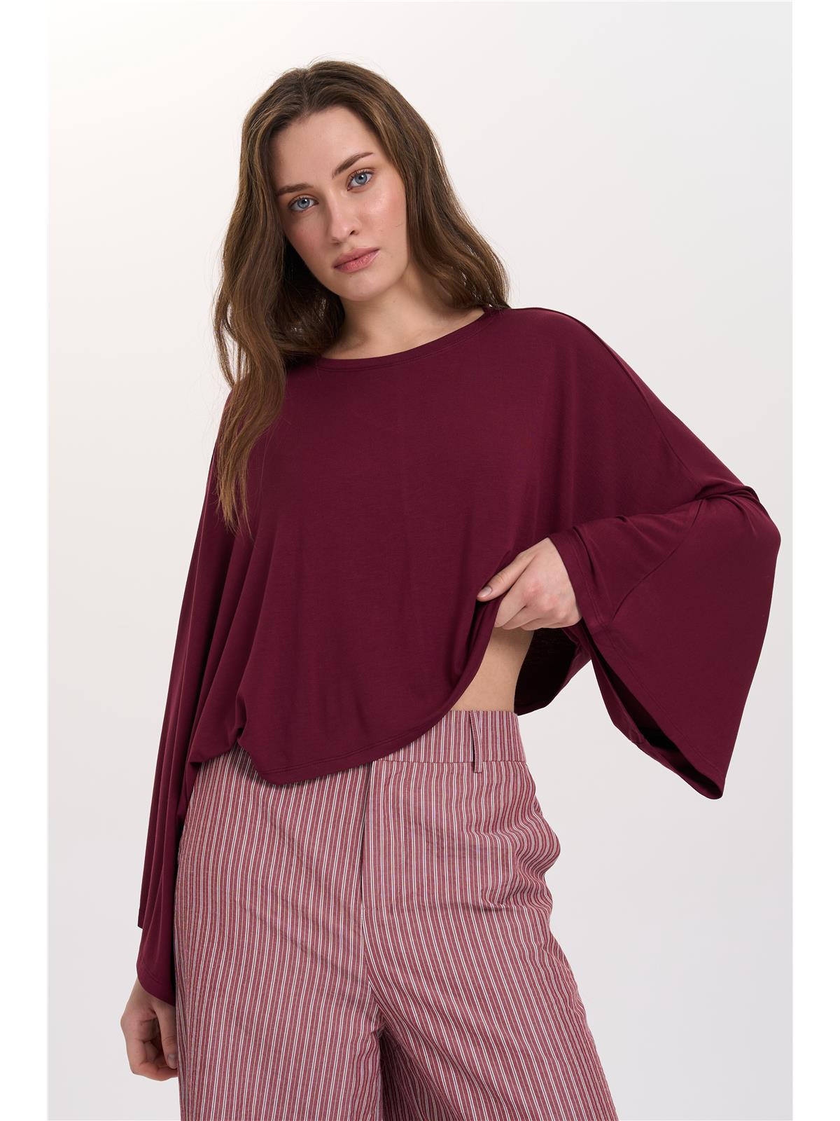 Shirt mit Fledermausärmeln