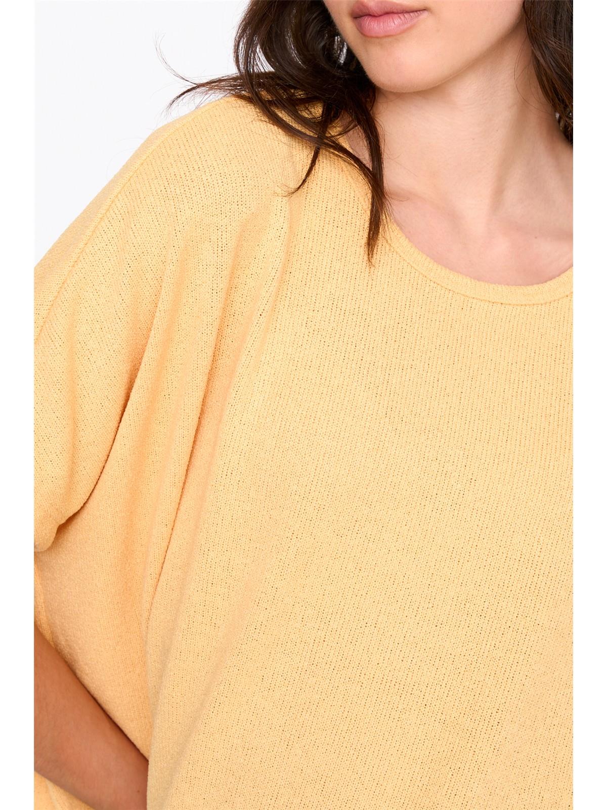 T-Shirt In Gelb