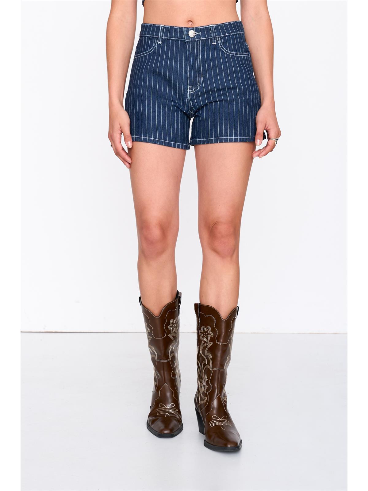 Shorts gestreift