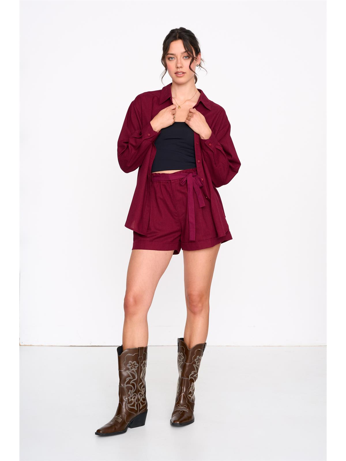 Shorts in Burgunder