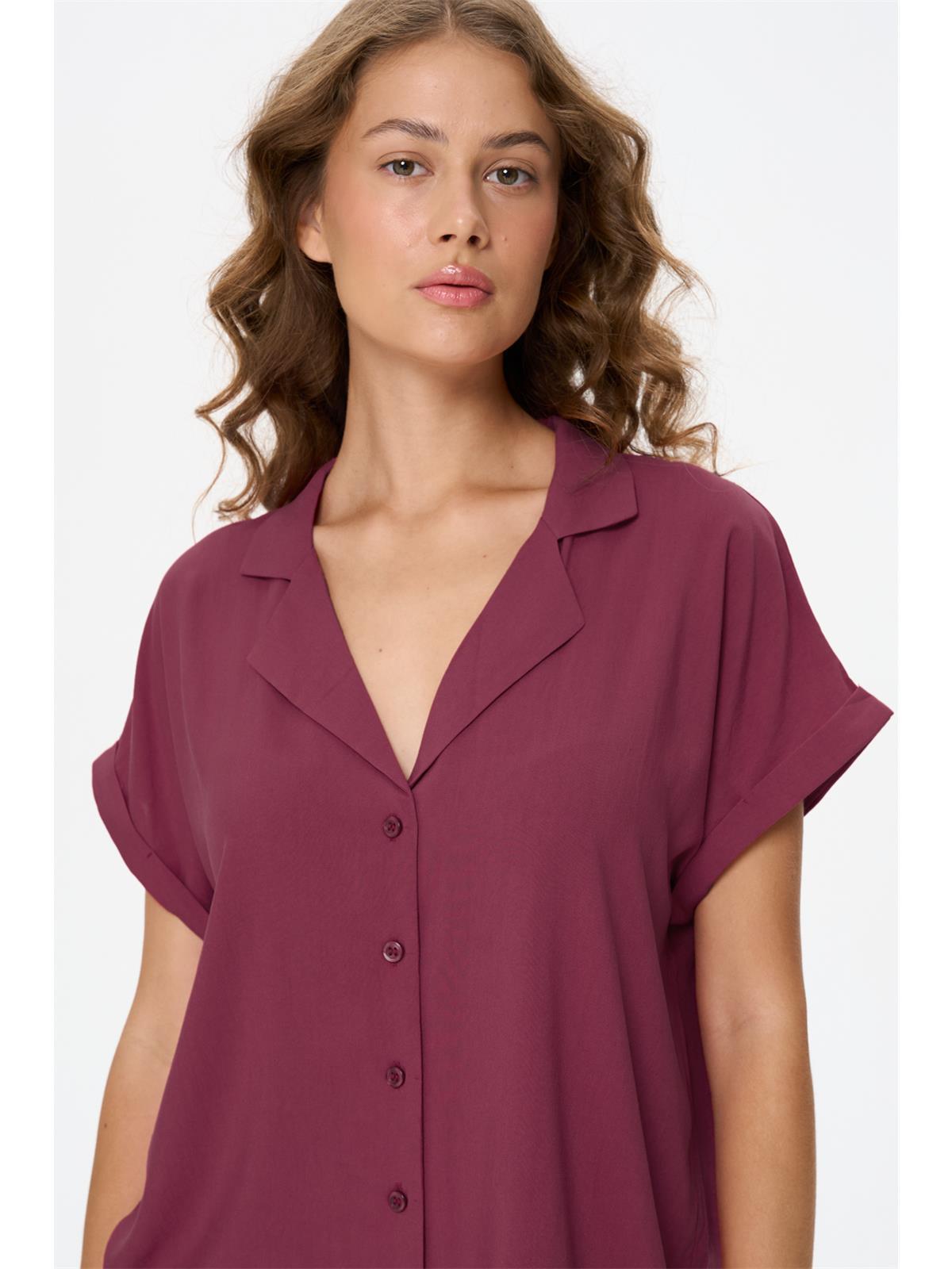 Bluse in Rot