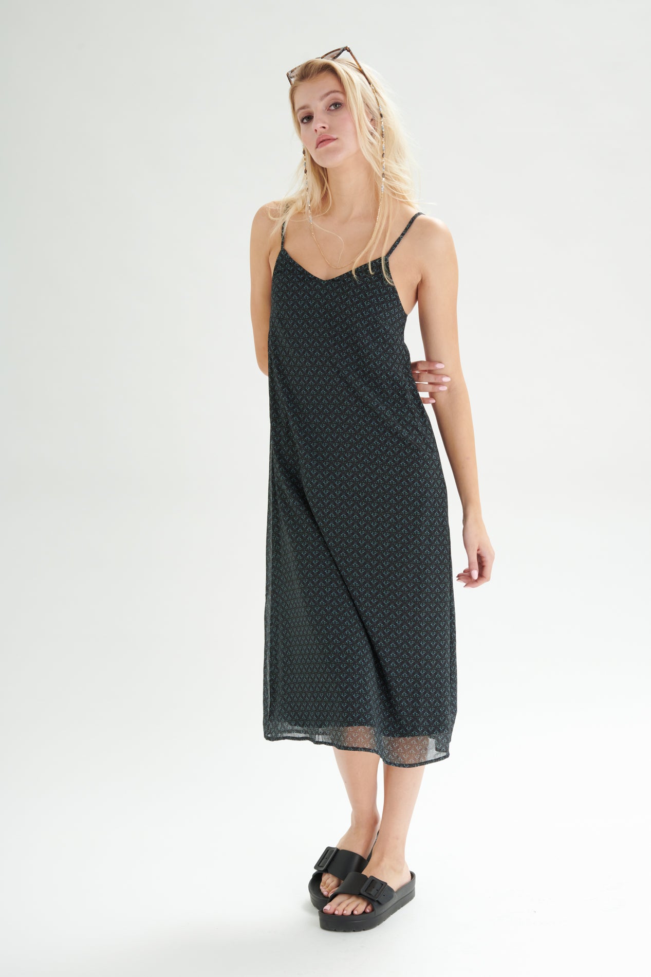 Kleid aus Meshstoff
